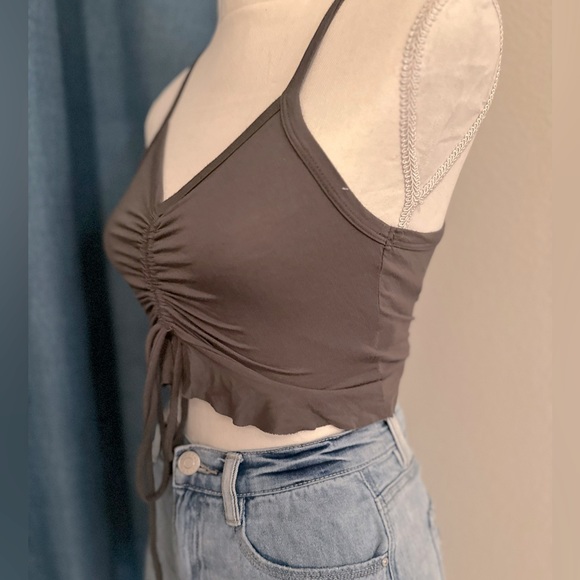 Gray Crop Top w/ Ruching Size Small - Picture 4 of 6